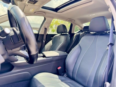 2022 Acura TLX w/Technology Package