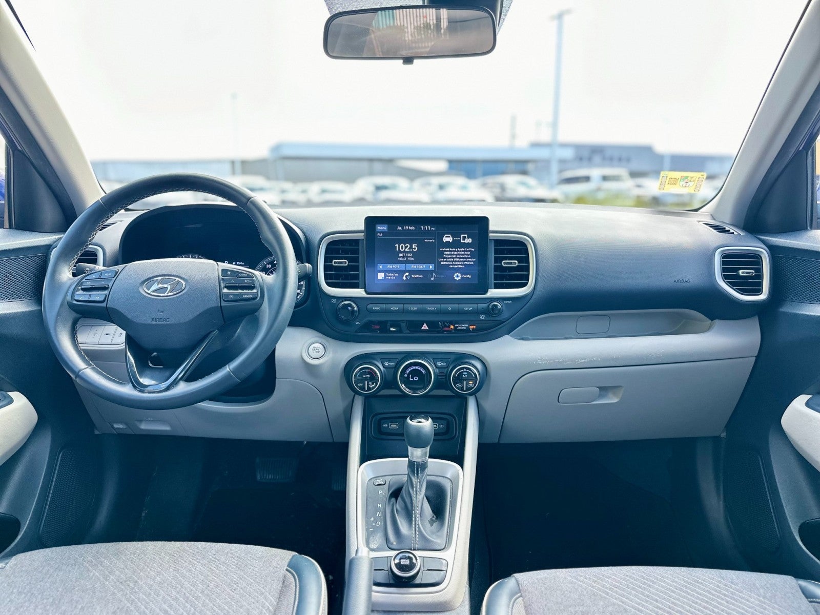 2022 Hyundai Venue SEL