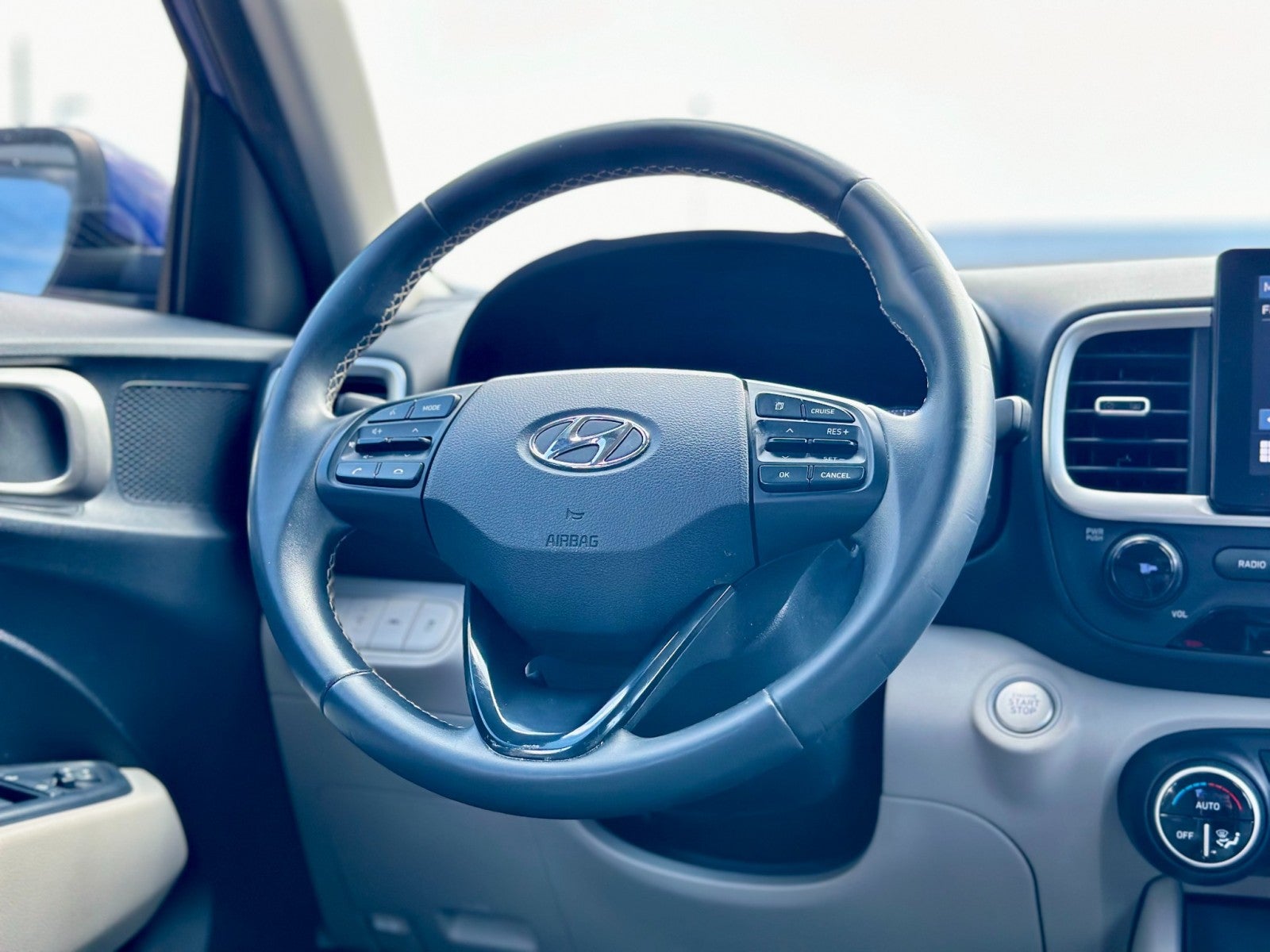 2022 Hyundai Venue SEL