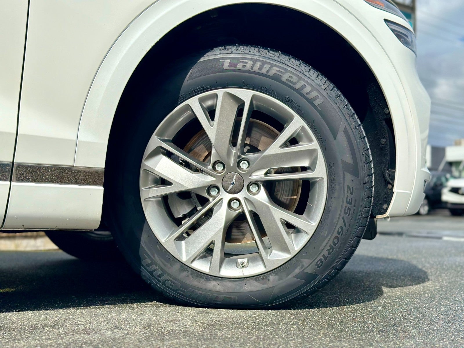 2023 Genesis GV70 2.5T