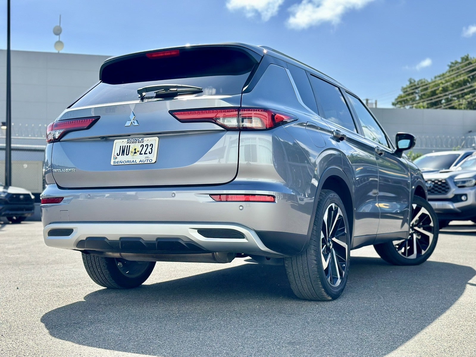 2022 Mitsubishi Outlander SE