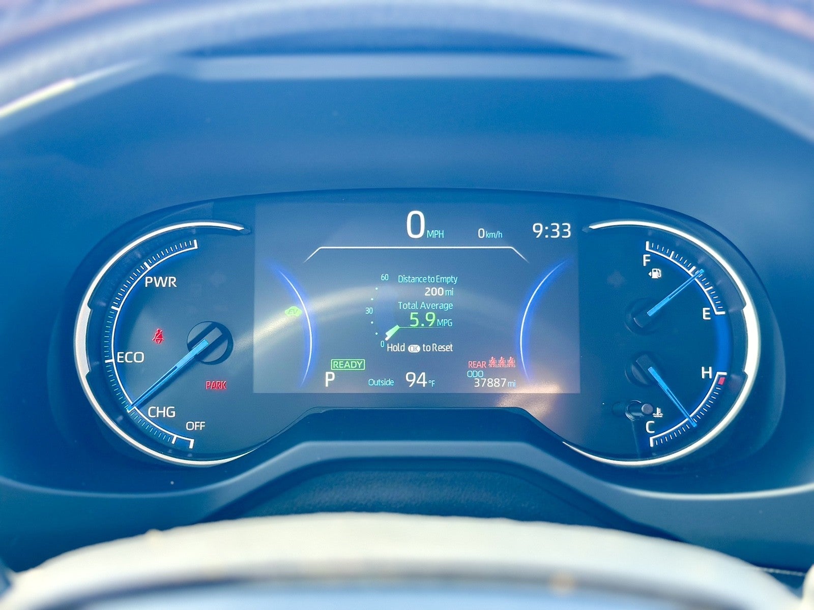 2023 Toyota RAV4 Hybrid LE